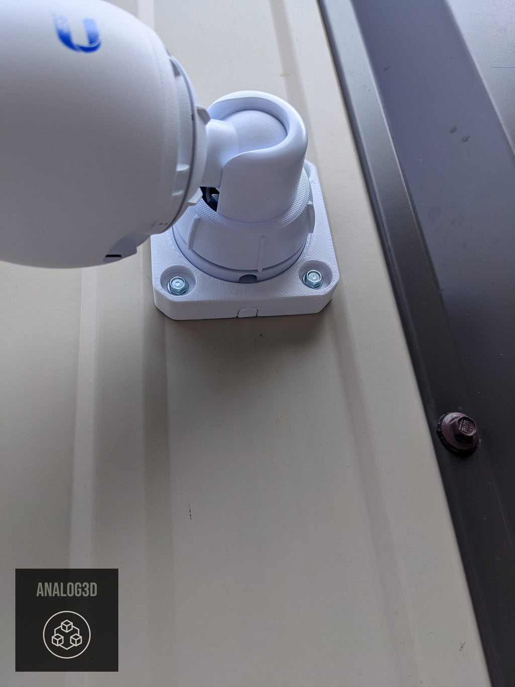 UVC-Bullet Heavy Duty Wall Mount
